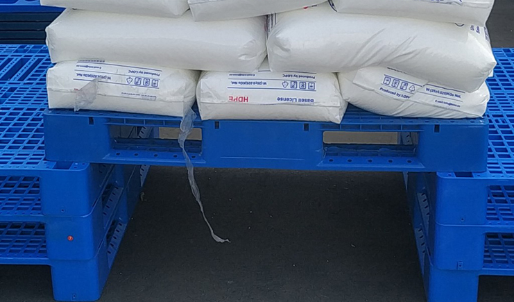 上貨架塑料托盤，騰云駕霧，我能行！