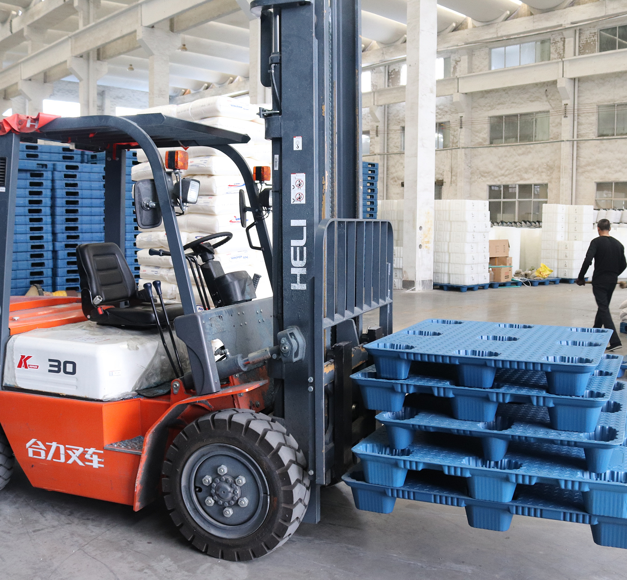 打耳光也不肯放下的托盤塑料托盤升級(jí)版-2