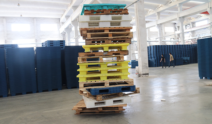 吹塑托盤廠家，帶您一篇文章讀懂各種托盤的優(yōu)劣