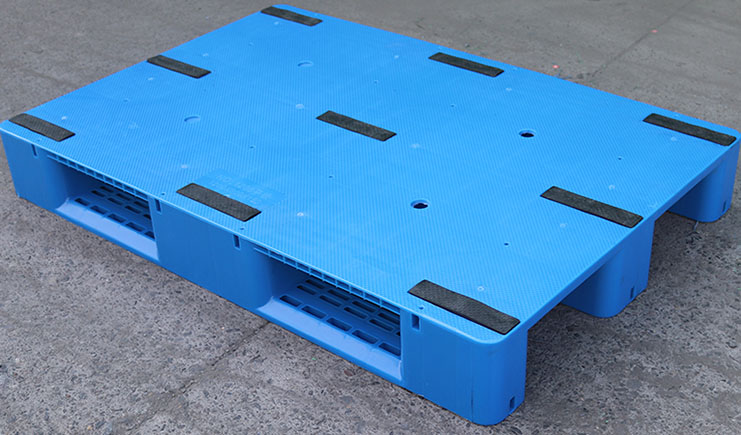 川字平板塑料托盤有哪些優(yōu)點(diǎn)？